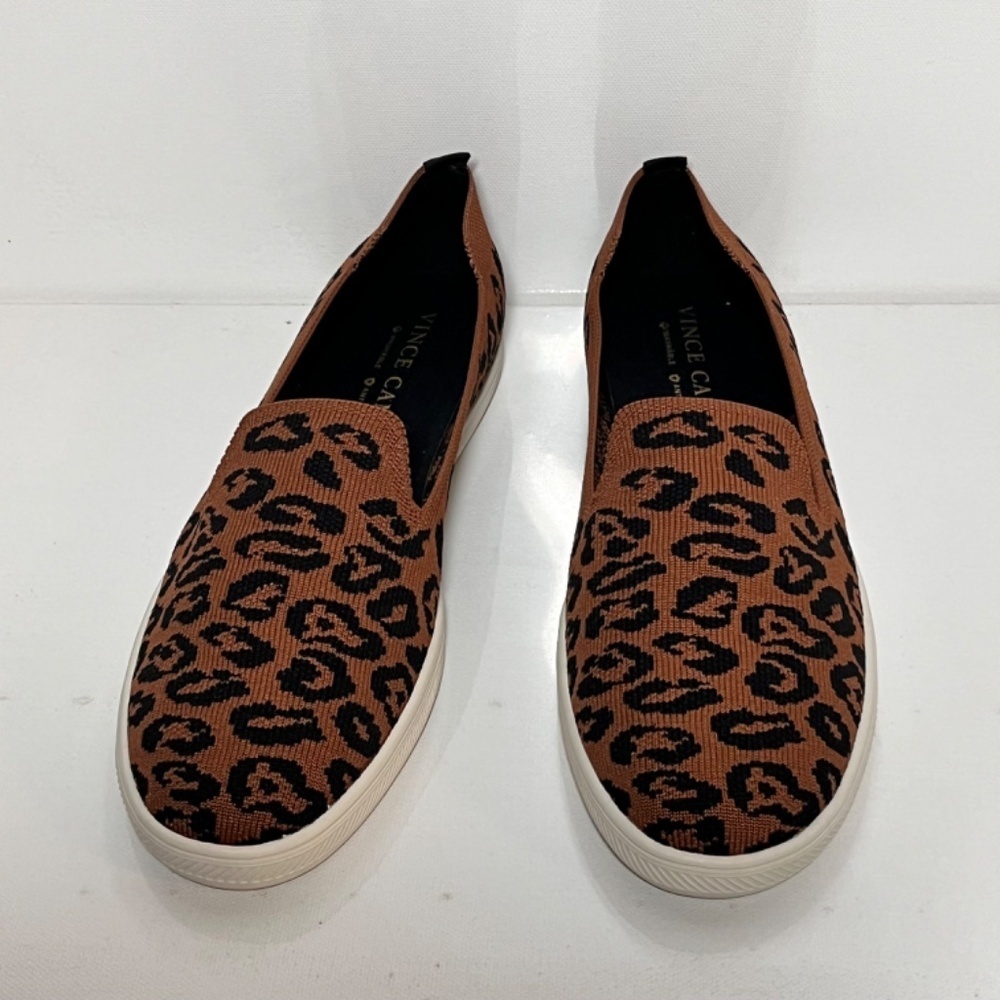 Vince Camuto Cabreli Washable Flat Slip-On - Picture 3 of 7